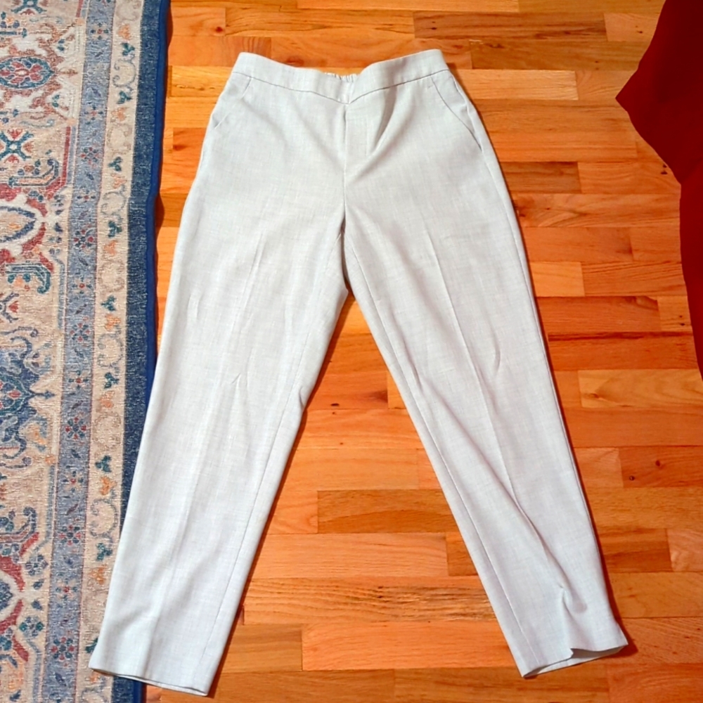 Banana Republic Hayden Taper Pant Neutral